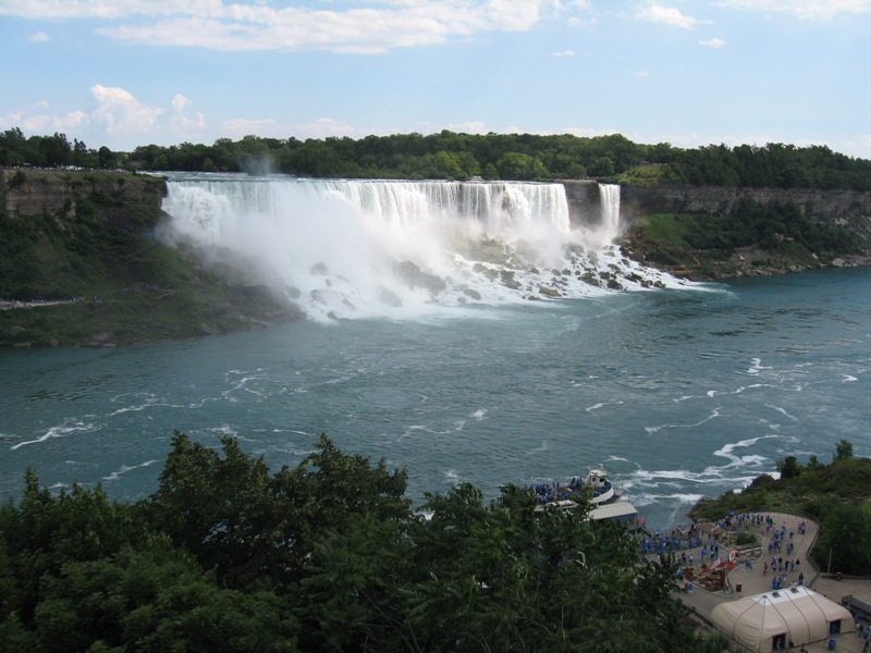 NiagaraFalls02.jpg