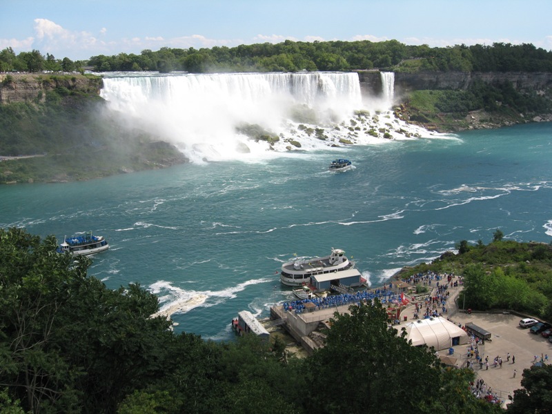 NiagaraFalls04.jpg