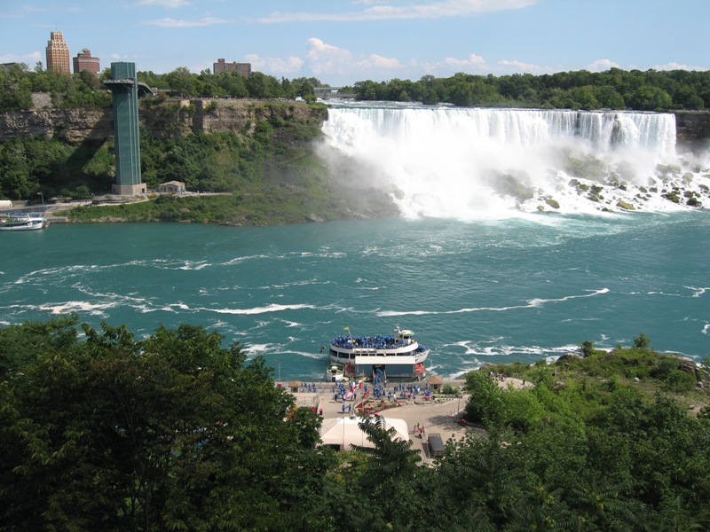 NiagaraFalls08.jpg