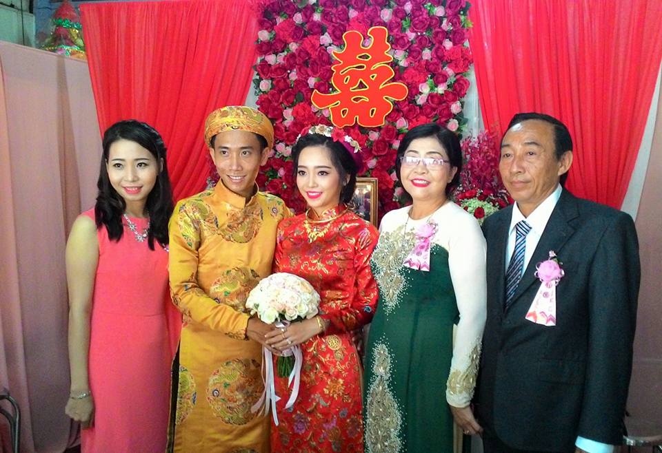 DAM CUOI CON GAI CHI PHAN THI DAO 15.jpg